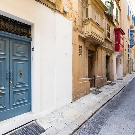 Townhouse With Dreamy Terrace Holiday home Valletta