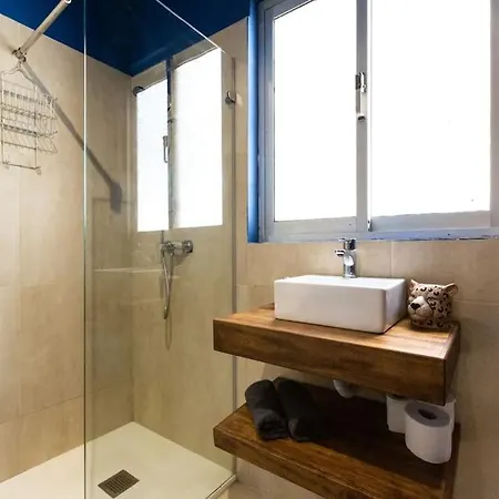 Townhouse With Dreamy Terrace