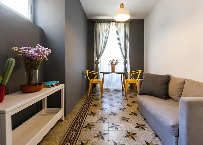 Townhouse With Dreamy Terrace *