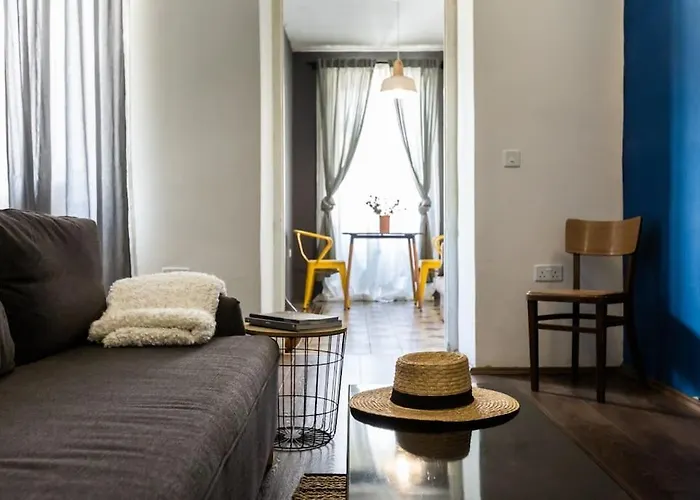 Townhouse With Dreamy Terrace *